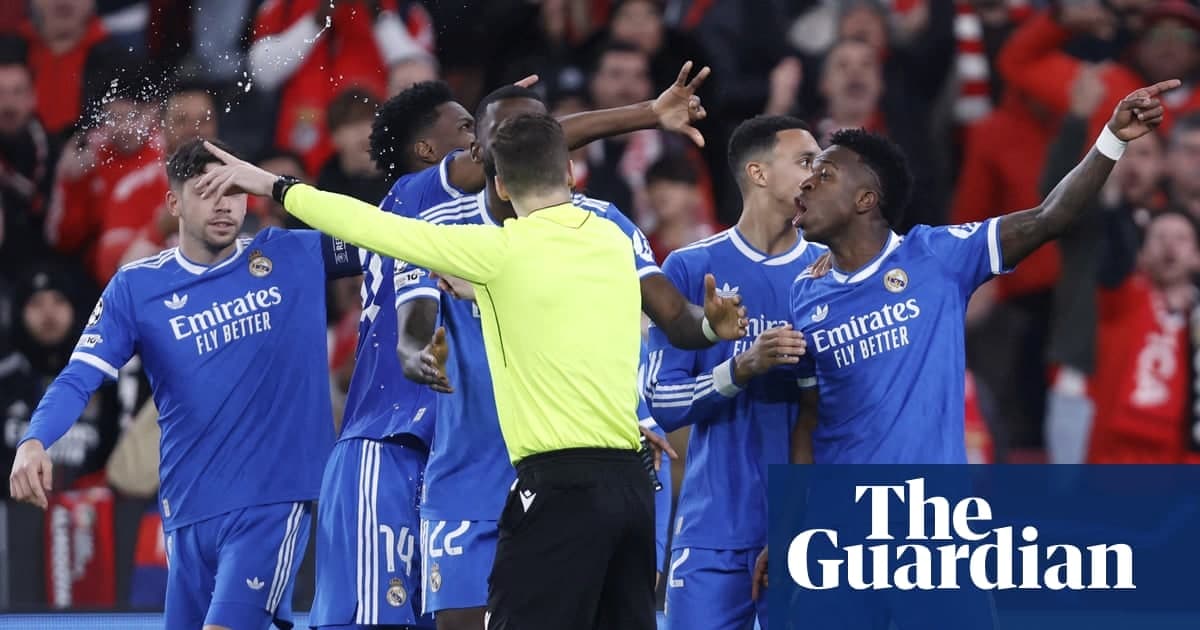 维尼修斯遭遇种族辱骂事件，皇马在本菲卡欧冠首回合1-0领先